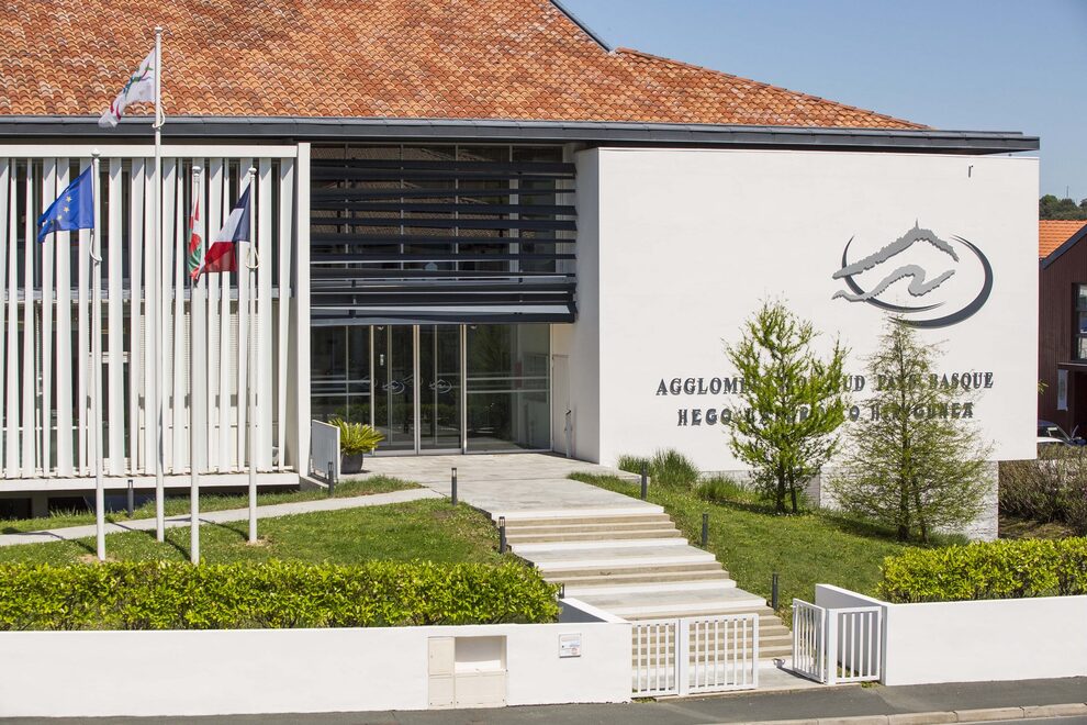 ARCHITECTURE – Extension du batiment de la Communauté des Communes d’Urrugne